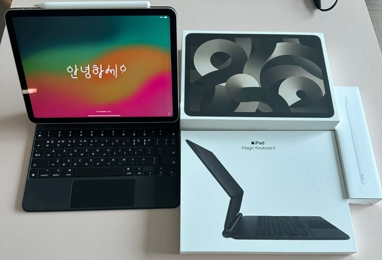 Apple iPad Air 5th generation + Magic Keyboard + Apple Pencil Full Box